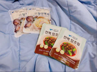 바다는다웰빙이다 완도사랑 전복죽 250g - 2팩 + 전복장조림 2팩 — 4.5점을 준 리뷰어가 2020년 8월 올린 사용 사진