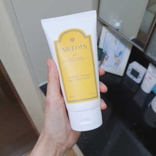 아르투아 ARTOIS 꽃밭에 누운듯 은은한 꽃향기, 아르투아 자르 바디로션 — 5점을 준 리뷰어가 2020년 6월 올린 사용 사진