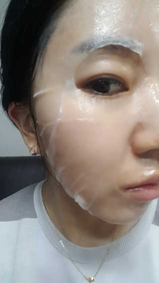 리더스코스메틱 리더스 시카 카밍  마스크 — 5점을 준 리뷰어가 2020년 5월 올린 사용 사진