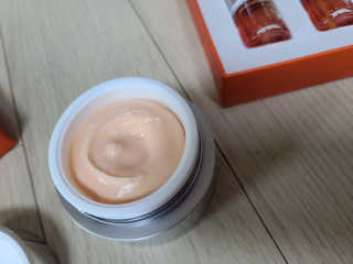 메디페르 [ 1+1 ] 루테인앰플세트 1개 + 루테인크림 50ml 1개 — 5점을 준 리뷰어가 2020년 11월 올린 사용 사진