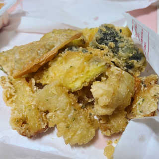 죠스떡볶이 [죠스푸드] 짜빠떡볶이+떡또그+범벅만두 신메뉴 3종 — 4점을 준 리뷰어가 2020년 5월 올린 사용 사진