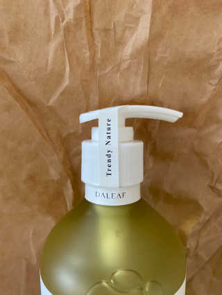 달리프 클로렐라 베러 루트 릴렉싱 샴푸 500ml — 5점을 준 리뷰어가 2020년 9월 올린 사용 사진