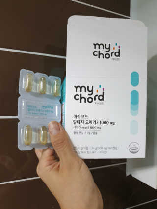 JW중외제약 마이코드 알티지 오메가3 1000 mg — 5점을 준 리뷰어가 2020년 8월 올린 사용 사진