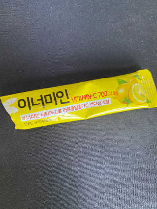 이너미인 VITAMIN-C 700 — 5점을 준 리뷰어가 2020년 8월 올린 사용 사진