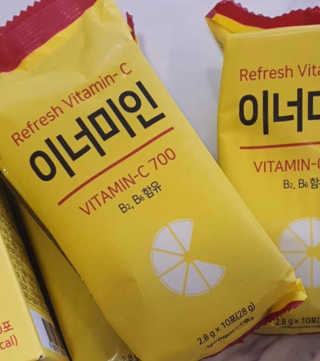 이너미인 VITAMIN-C 700 — 5점을 준 리뷰어가 2020년 8월 올린 사용 사진