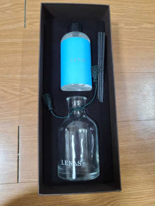 레나스 프리미엄 아로마 디퓨저 200ml  [1SET] — 5점을 준 리뷰어가 2020년 8월 올린 사용 사진