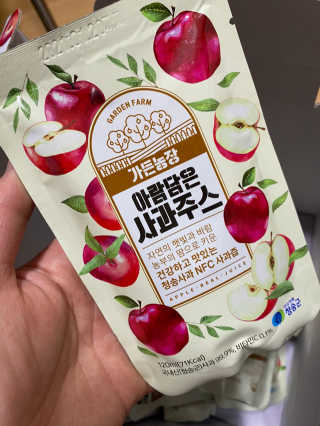 [가든농장]아람담은 사과주스 [가든농장] 아람담은 사과주스 120ml x 15포 — 5점을 준 리뷰어가 2020년 6월 올린 사용 사진