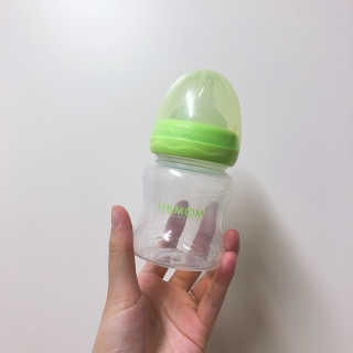 유비맘 신생아젖병 120ml 트리플팩_ 젖꼭지 포함 — 4점을 준 리뷰어가 2020년 6월 올린 사용 사진