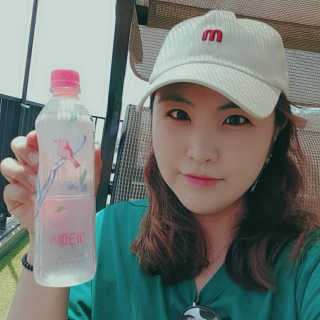 아쿠아스 플레이버워터 [아쿠아스] 제로칼로리 플레이버워터 복숭아/청포도 1BOX 20개입 — 5점을 준 리뷰어가 2020년 6월 올린 사용 사진
