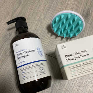 달리프 베러 퍼퓸 샴푸 1000ml 레이니데이 or 일랑로즈 — 4점을 준 리뷰어가 2020년 4월 올린 사용 사진