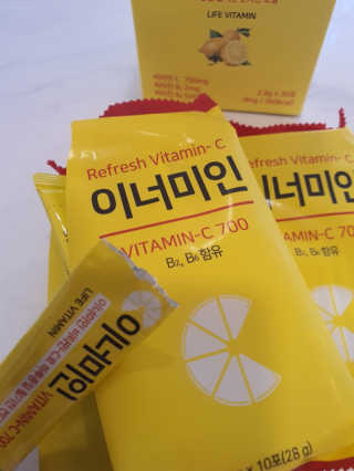 이너미인 VITAMIN-C 700 — 5점을 준 리뷰어가 2020년 8월 올린 사용 사진