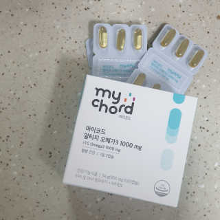 JW중외제약 마이코드 알티지 오메가3 1000 mg — 5점을 준 리뷰어가 2020년 7월 올린 사용 사진