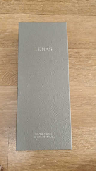 레나스 프리미엄 아로마 디퓨저 200ml  [1SET] — 5점을 준 리뷰어가 2020년 9월 올린 사용 사진