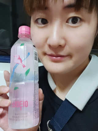 아쿠아스 플레이버워터 ★[아쿠아스] 복숭아 플레이버워터 1BOX 20개입★ — 5점을 준 리뷰어가 2020년 5월 올린 사용 사진