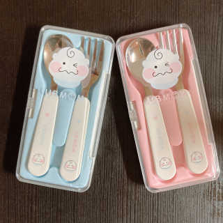 유비맘 스푼포크 케이스 세트 1+1 _컬러랜덤 발송 — 5점을 준 리뷰어가 2020년 11월 올린 사용 사진