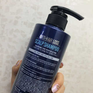 다슈코리아 다슈 데일리 단백질 한방 두피 골드 샴푸 500ml — 5점을 준 리뷰어가 2020년 8월 올린 사용 사진