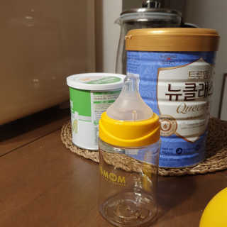 유비맘 PPSU 젖병 노꼭지_200ml_컬러 랜덤 발송 — 5점을 준 리뷰어가 2020년 9월 올린 사용 사진
