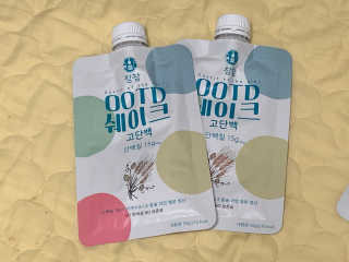 [꾸콤] 참참 OOTD쉐이크 고단백 일주일세트 50g x 5 — 5점을 준 리뷰어가 2020년 11월 올린 사용 사진