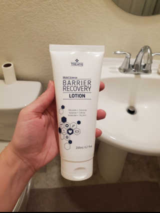 트리티스 [TREATIS] Barrier Recovery Lotion 200ml — 4.5점을 준 리뷰어가 2020년 12월 올린 사용 사진