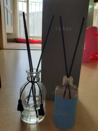 레나스 프리미엄 아로마 디퓨저 200ml  [1SET] — 4점을 준 리뷰어가 2020년 10월 올린 사용 사진