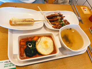 죠스떡볶이 [죠스푸드] 짜빠떡볶이+떡또그+범벅만두 신메뉴 3종 — 4점을 준 리뷰어가 2020년 5월 올린 사용 사진