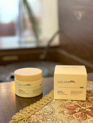 어글리프루프 크림 바이어글리 하이드레이션 샤워 50ml — 5점을 준 리뷰어가 2020년 10월 올린 사용 사진