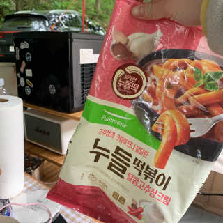 [풀무원] 달콤고추장크림, 양송이버섯크림 누들떡볶이 — 4점을 준 리뷰어가 2020년 5월 올린 사용 사진