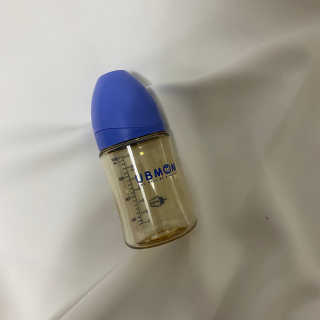 유비맘 PPSU 젖병 노꼭지_200ml_컬러 랜덤 발송 — 5점을 준 리뷰어가 2020년 9월 올린 사용 사진