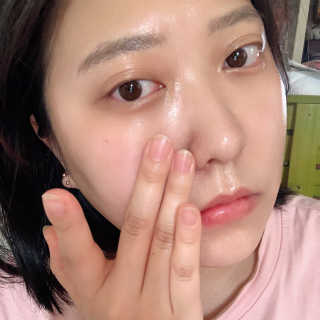 스킨큐어 산다화 순한 클렌징 동백 오일 200ml — 5점을 준 리뷰어가 2020년 5월 올린 사용 사진