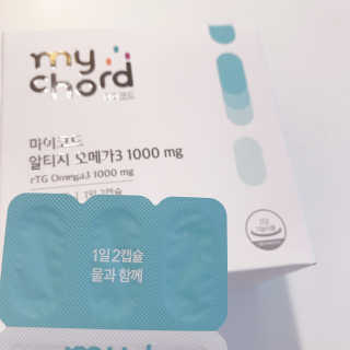 JW중외제약 마이코드 알티지 오메가3 1000 mg — 5점을 준 리뷰어가 2020년 8월 올린 사용 사진