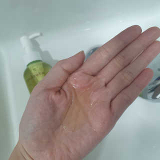 스킨큐어 산다화 순한 클렌징 동백 오일 200ml — 5점을 준 리뷰어가 2020년 5월 올린 사용 사진