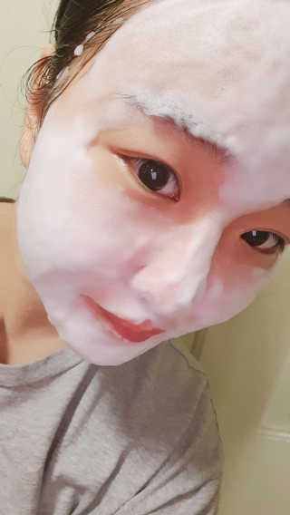베로베네 핑크 스무디 버블 마스크 — 5점을 준 리뷰어가 2020년 6월 올린 사용 사진