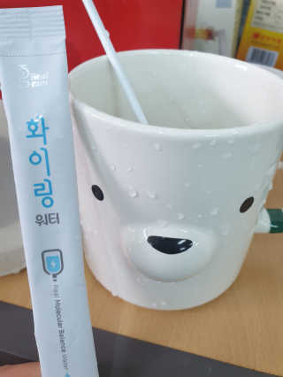 리얼그램 화이링워터 온 국민 필요회복템 — 5점을 준 리뷰어가 2020년 6월 올린 사용 사진