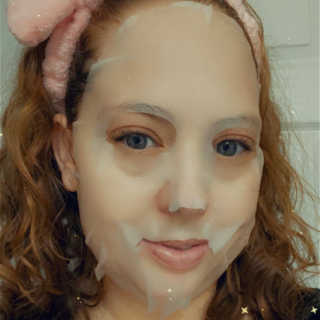 트리티스 [Treatis] Facial Sheet Mask — 5점을 준 리뷰어가 2020년 11월 올린 사용 사진