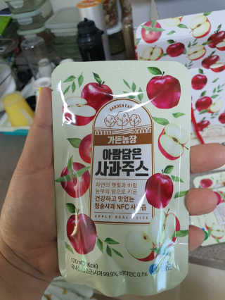 [가든농장]아람담은 사과주스 [가든농장] 아람담은 사과주스 120ml x 15포 — 4.5점을 준 리뷰어가 2020년 5월 올린 사용 사진