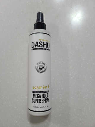 다슈코리아 다슈 포 맨 프리미엄 메가 홀드 슈퍼 스프레이 250ml — 4점을 준 리뷰어가 2020년 7월 올린 사용 사진