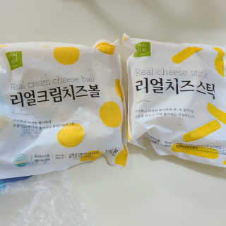 가치식탁 리얼치즈스틱, 리얼크림치즈볼 — 4점을 준 리뷰어가 2020년 8월 올린 사용 사진