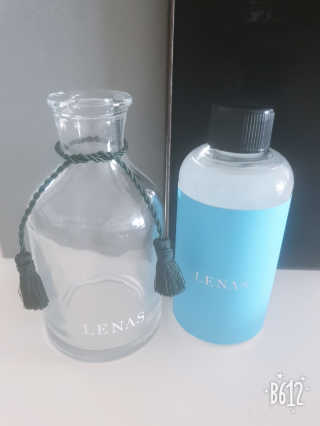 레나스 프리미엄 아로마 디퓨저 200ml  [1SET] — 5점을 준 리뷰어가 2020년 8월 올린 사용 사진