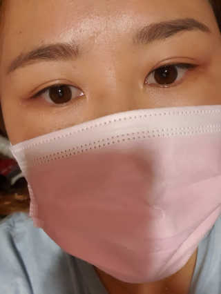 [블랙루즈] 크리스탈 하트 락 섀도우 4종 중 택1 — 5점을 준 리뷰어가 2020년 9월 올린 사용 사진