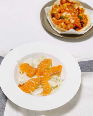 동원산업 항공직송 동원생연어_400g — 5점을 준 리뷰어가 2020년 5월 올린 사용 사진