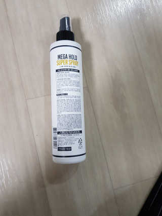 다슈코리아 다슈 포 맨 프리미엄 메가 홀드 슈퍼 스프레이 250ml — 5점을 준 리뷰어가 2020년 8월 올린 사용 사진