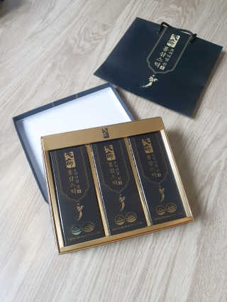 헬스업_천명진프리미엄홍삼스틱_10ml x 30포 — 4점을 준 리뷰어가 2020년 7월 올린 사용 사진