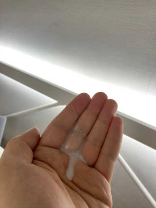 멈칫 멜팅 바디로션,  약산성 바디워시 택 1 — 5점을 준 리뷰어가 2020년 6월 올린 사용 사진