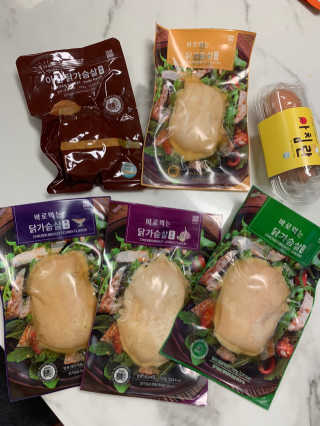 바로 먹는 아침 실온보관 닭가슴살 6종 — 5점을 준 리뷰어가 2020년 9월 올린 사용 사진