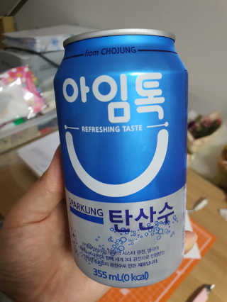 일화 아임톡 탄산수 355ml X 24캔 — 5점을 준 리뷰어가 2020년 4월 올린 사용 사진