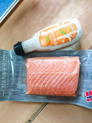 동원산업 항공직송 동원생연어_400g — 5점을 준 리뷰어가 2020년 5월 올린 사용 사진