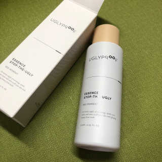 어글리프루프 에센스 스탑디어글리 레드모먼트 에센스 120ml — 5점을 준 리뷰어가 2020년 10월 올린 사용 사진