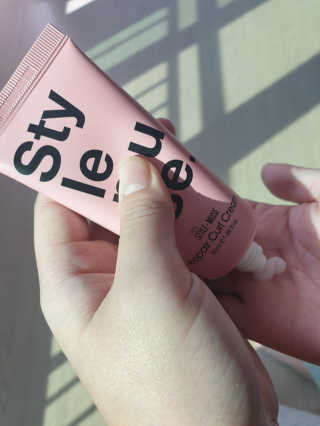 ATS스타일 뮤즈 ATS 스타일 뮤즈 리페어 컬 크림 50ml X 2EA — 4점을 준 리뷰어가 2020년 10월 올린 사용 사진
