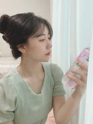 아쿠아스 플레이버워터 [아쿠아스] 제로칼로리 플레이버워터 복숭아/청포도 1BOX 20개입 — 5점을 준 리뷰어가 2020년 7월 올린 사용 사진