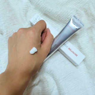 스와니코코 펩타이드 아이크림 튜브형 20ml — 5점을 준 리뷰어가 2020년 9월 올린 사용 사진